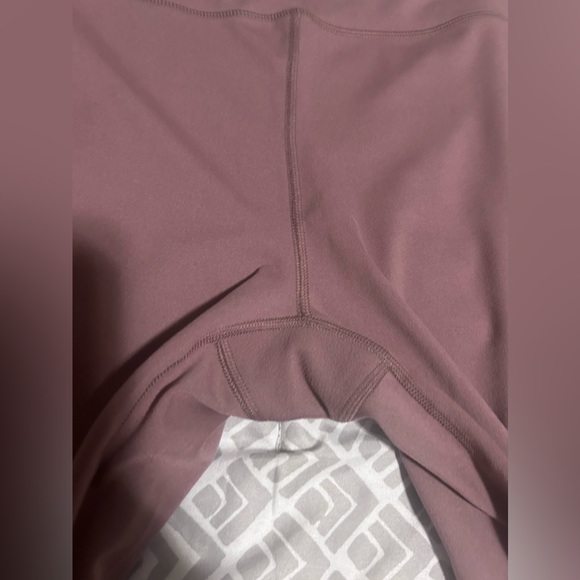 Nine West lilac/purpureus purple color active leggings w/ pockets- size 1x - Picture 7 of 9